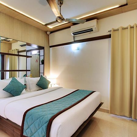White Castle Boutique Apartment Hotel Bangalore Buitenkant foto