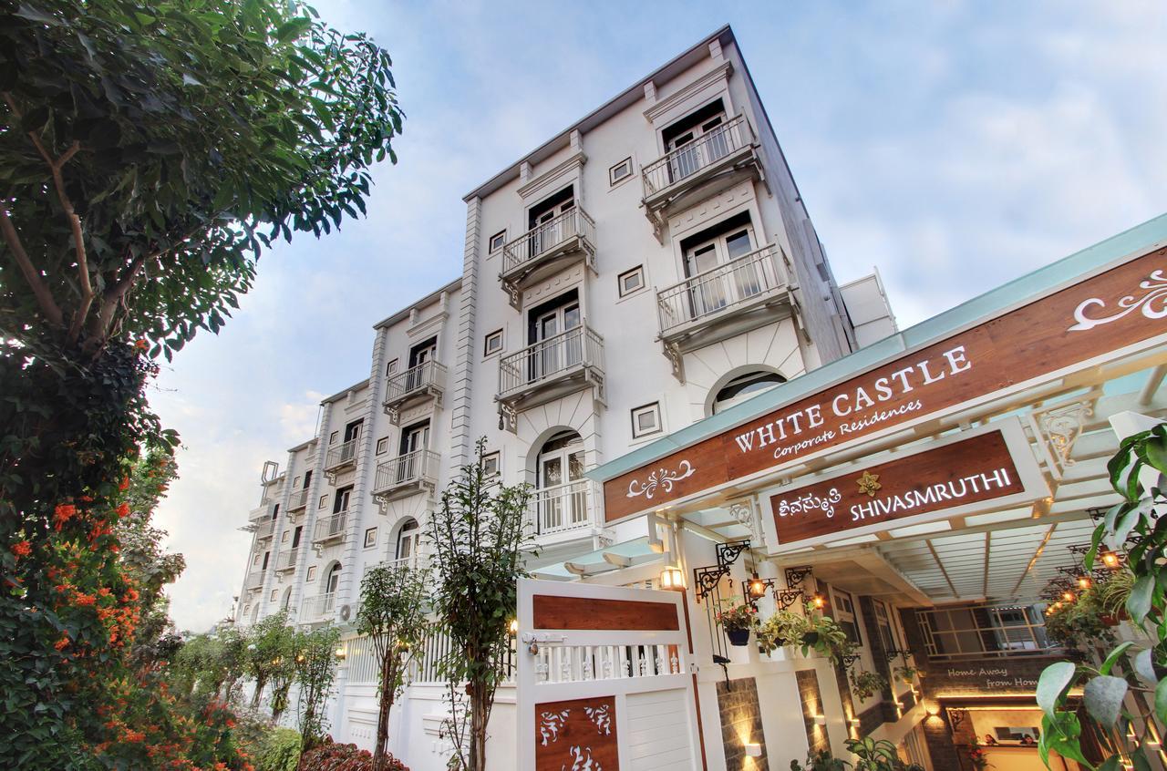 White Castle Boutique Apartment Hotel Bangalore Buitenkant foto