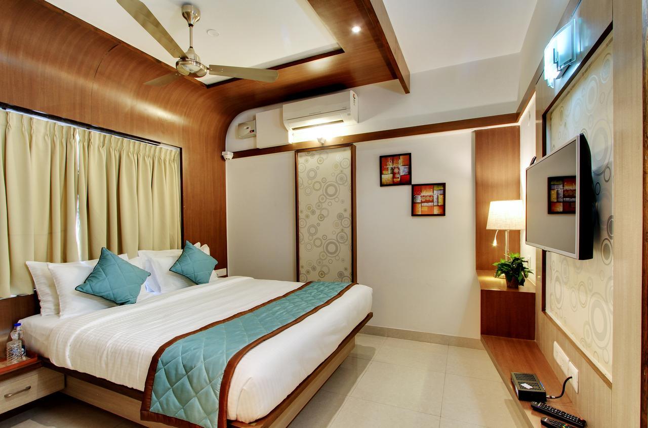 White Castle Boutique Apartment Hotel Bangalore Buitenkant foto