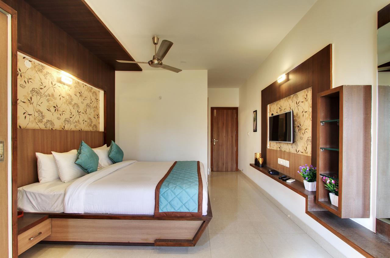 White Castle Boutique Apartment Hotel Bangalore Buitenkant foto